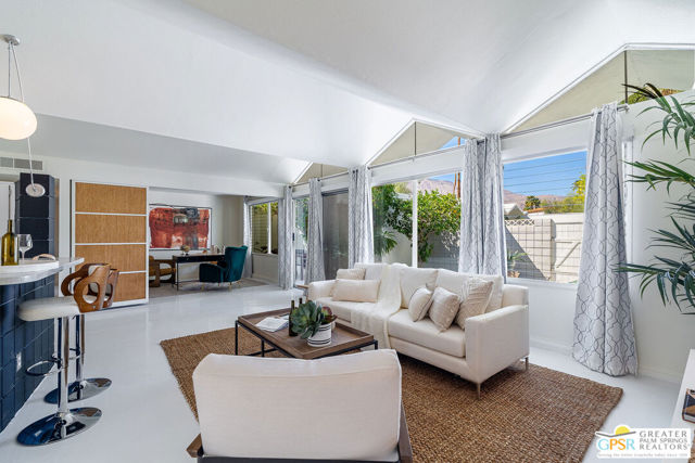 1772 S Araby Drive, Palm Springs CA: https://media.crmls.org/mediaz/394822be-0c99-4f3d-9c07-06d45da09b47.jpg