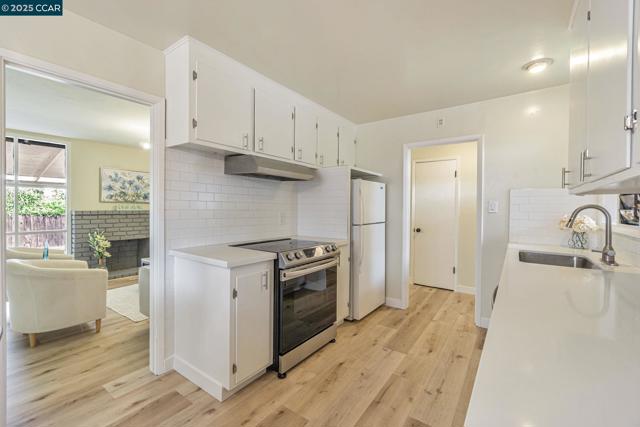 3119 Meadowbrook Dr, Concord CA: https://media.crmls.org/mediaz/39486286-1996-4e19-9e55-c707b72cca94.jpg