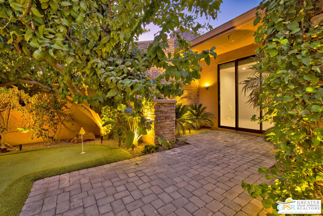50385 Via Amante, La Quinta CA: https://media.crmls.org/mediaz/3948f8fe-43f7-4336-acb5-428611b3a475.jpg
