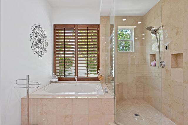 56023 Winged Foot, La Quinta CA: https://media.crmls.org/mediaz/394a9e46-30b8-429e-8838-8b6eb2234516.jpg
