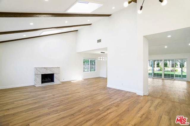 28757 TIMBERLANE Street photo 5
