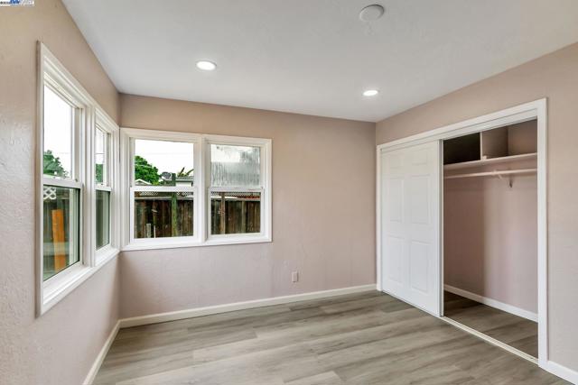 6547 Dairy Ave, Newark CA: https://media.crmls.org/mediaz/394bea4d-d4e5-47da-be43-7c1be03361d0.jpg
