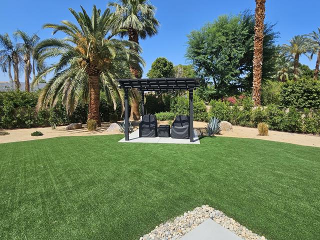 72278 Barbara Drive, Rancho Mirage CA: https://media.crmls.org/mediaz/394bff5a-2f32-42a6-a08e-a47cd0170f55.jpg