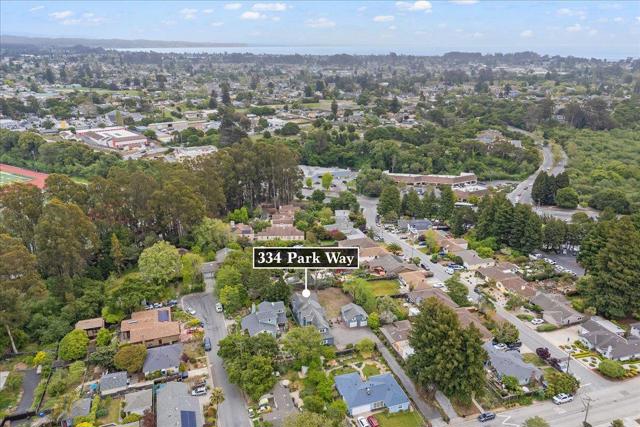 334 Park Way, Santa Cruz CA: https://media.crmls.org/mediaz/394db166-5ba5-4027-817f-cfca2f669846.jpg