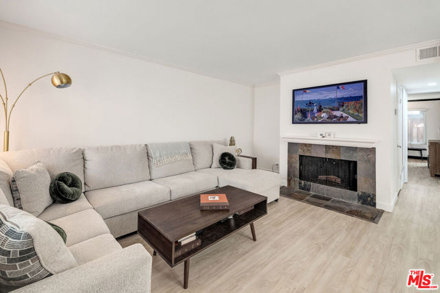 24510 Park Street, Torrance, California 90505, 2 Bedrooms Bedrooms, ,1 BathroomBathrooms,Residential Lease,For Rent,Park,25563653