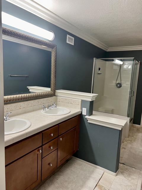 51 PALLADIUM Lane, Ladera Ranch CA: https://media.crmls.org/mediaz/394ed83a-3c42-470a-88ad-98ea6319b1b4.jpg