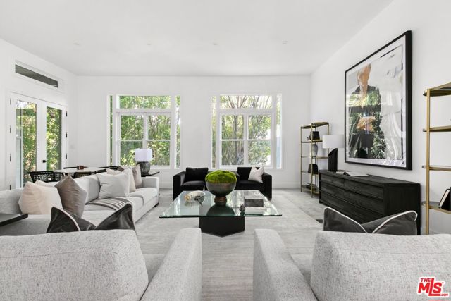 9625 Oak Pass Road Beverly Hills CA 90210 | Pending