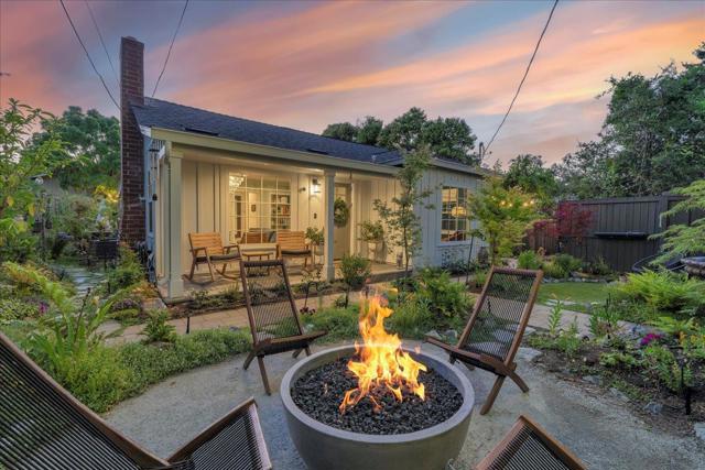 15415 Winchester Boulevard, Monte Sereno CA: https://media.crmls.org/mediaz/394f36aa-39e4-44f6-ae74-b18fc367157e.jpg