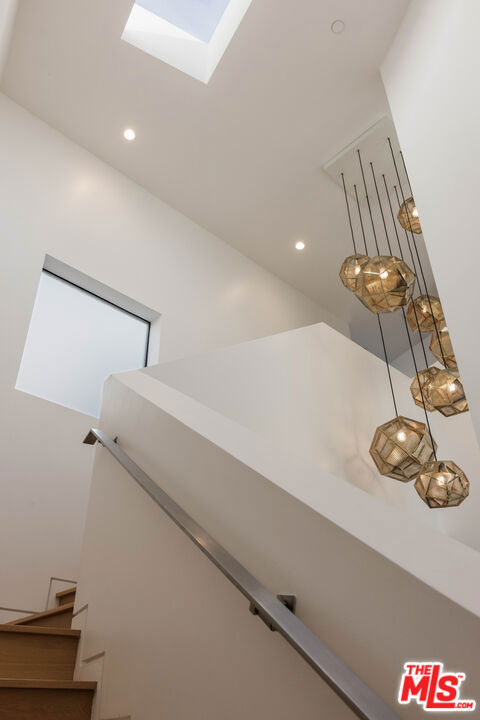 MLS #26862359 image #62