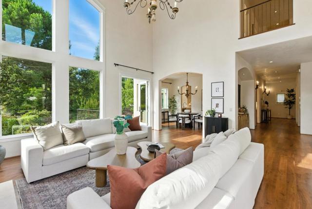 45 Sneckner Court, Menlo Park CA: https://media.crmls.org/mediaz/39501793-c10d-4b2a-bed6-1d6e6e665d6f.jpg