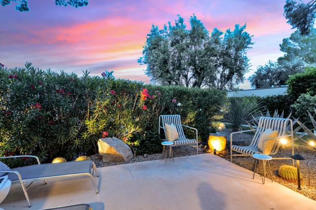 360 Cabrillo Road, Palm Springs CA: https://media.crmls.org/mediaz/39504803-d720-4612-8ee9-8544989ad093.jpg