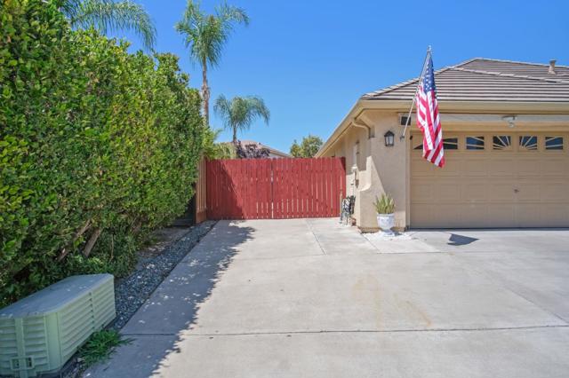 2311 Portifino Street, Manteca CA: https://media.crmls.org/mediaz/3951fc66-98ba-46a4-8348-eeb86af9ba9f.jpg