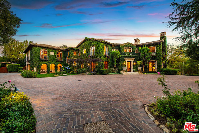 Image 39 of 49 For 1550 Amalfi Drive