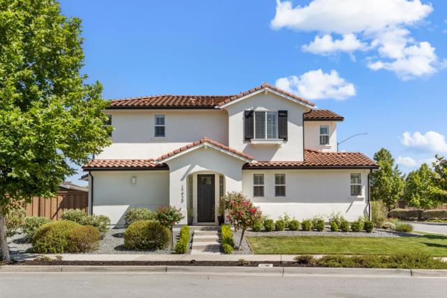 17920 Stoney Creek Way, Morgan Hill CA: https://media.crmls.org/mediaz/39545e64-f5fa-4a8d-8d40-9dfae171dcb3.jpg