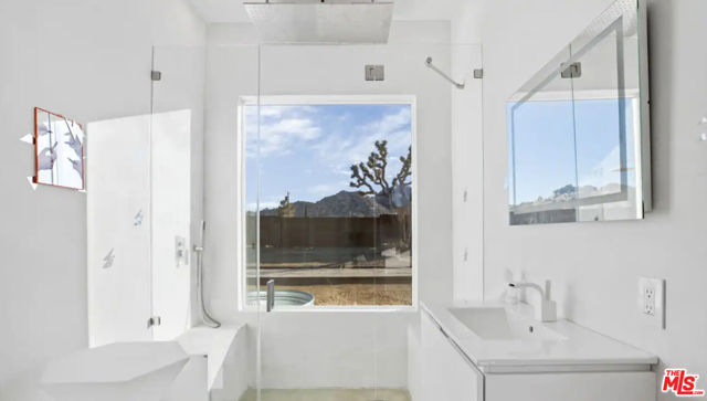 5256 William S Hart Road, Pioneertown CA: https://media.crmls.org/mediaz/3954832c-9a0c-4802-b8fd-8f6f35de0df1.jpg