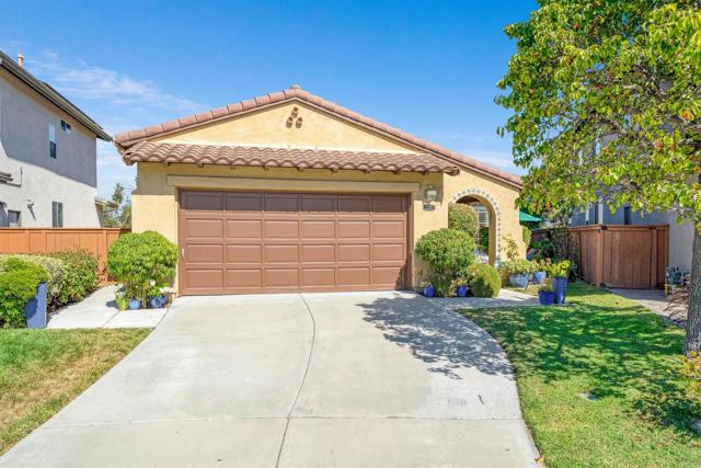 771 Dry Creek Drive, Chula Vista CA: https://media.crmls.org/mediaz/3957c557-c368-42e3-9e95-d3cde3265450.jpg