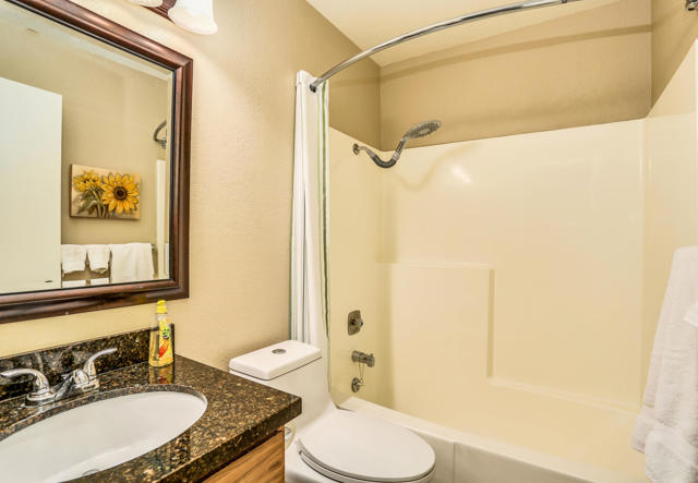 5225 E Waverly Drive, Palm Springs CA: https://media.crmls.org/mediaz/3957dae7-b83a-4342-b659-a8def080a7b7.jpg