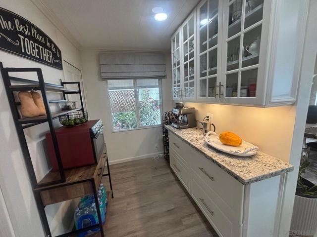 1930 W San Marcos Blvd, San Marcos CA: https://media.crmls.org/mediaz/39589bf6-8dd9-46cc-b116-948801954d02.jpg