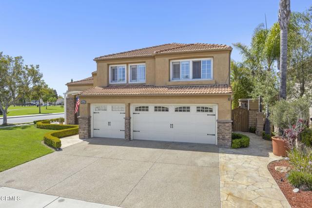2561 Upper Bay Drive, Oxnard CA: https://media.crmls.org/mediaz/3958a114-cc74-49d3-a536-e8ffcc82eb6c.jpg