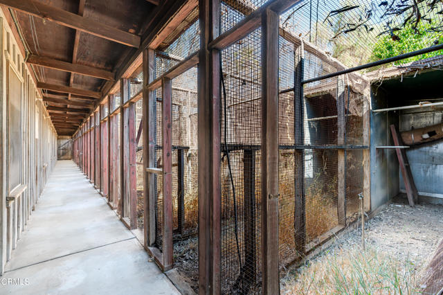 Detail Gallery Image 31 of 51 For 10400 Mcbroom St, Sunland,  CA 91040 - 3 Beds | 2/1 Baths