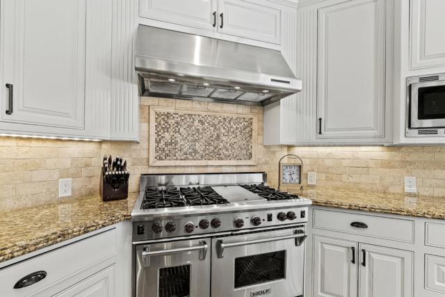 Image 16 of 79 For 1405 Lakeview Court