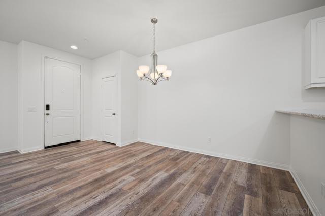 1718 Santa Ivy Ave, Chula Vista CA: https://media.crmls.org/mediaz/3959a3ab-9409-4f73-b546-565ed2795ccf.jpg