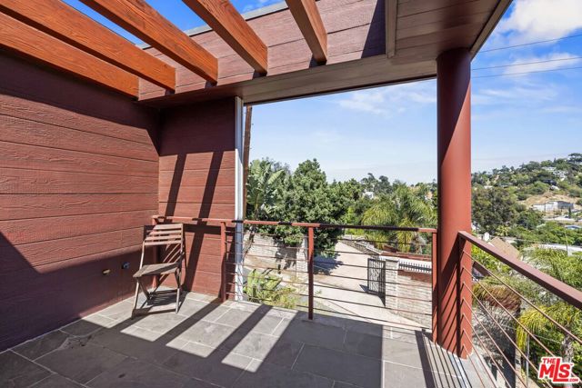 2222 Bancroft Avenue, Los Angeles CA: https://media.crmls.org/mediaz/3959ec09-f8f6-4b1f-be09-224569a0c898.jpg