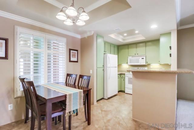 2020 Camino De La Reina, San Diego CA: https://media.crmls.org/mediaz/395a178e-afa6-431a-843f-2e421f321aa5.jpg