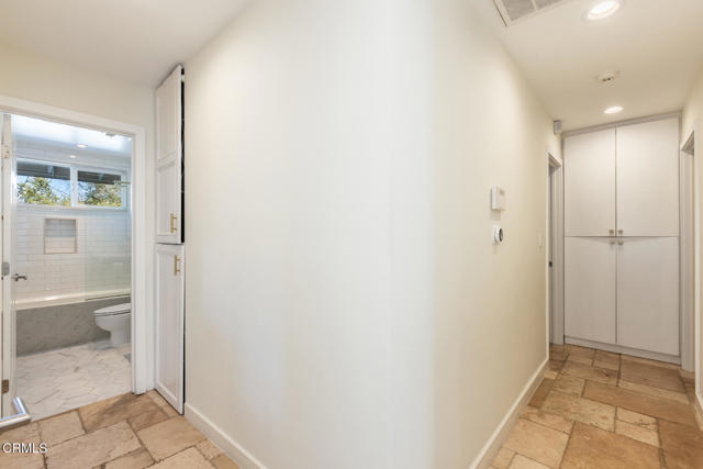 Detail Gallery Image 29 of 52 For 3623 Saint Elizabeth Rd, Glendale,  CA 91206 - 3 Beds | 2 Baths