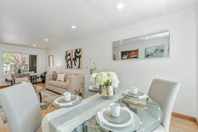 347 Kinross Drive, Walnut Creek CA: https://media.crmls.org/mediaz/395b6f28-295e-430c-97e3-ca4ba9683d8b.jpg