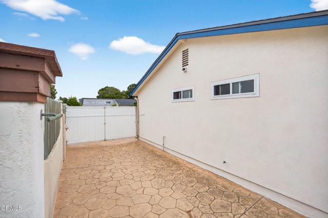 Detail Gallery Image 37 of 38 For 2110 Rhonda St, Oxnard,  CA 93036 - 3 Beds | 2/1 Baths