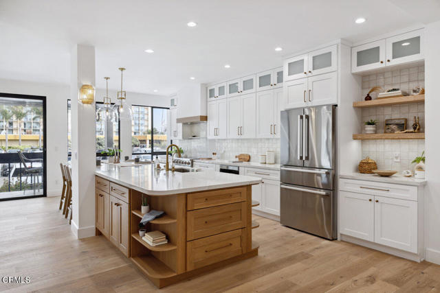 Detail Gallery Image 17 of 49 For 350 Paseo De Playa #121,  Ventura,  CA 93001 - 3 Beds | 2/1 Baths