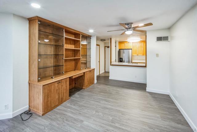 Image 9 of 35 For 3440 Lebon Dr  4301