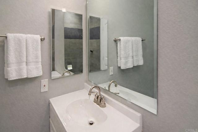 Detail Gallery Image 16 of 18 For 10760 N Magnolia Ave #B6,  Santee,  CA 92071 - 3 Beds | 1/1 Baths