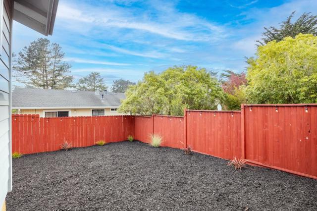 9690 Cabrillo Highway, Moss Beach CA: https://media.crmls.org/mediaz/395e19f4-b647-43e9-a71a-e903fa143340.jpg