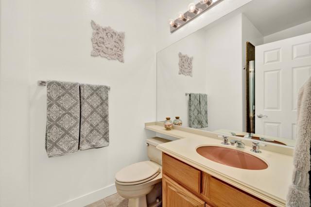 14265 Sandhill Rd, Poway CA: https://media.crmls.org/mediaz/395eafe3-45e1-49b1-b490-7892b6f9d3e9.jpg