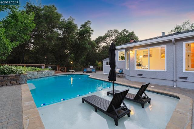 36 Playa Ct, San Ramon CA: https://media.crmls.org/mediaz/395ec24c-8be1-4feb-b284-5e27604eefc1.jpg
