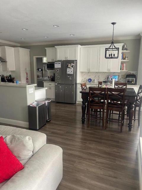 17479 Belletto Drive, Morgan Hill CA: https://media.crmls.org/mediaz/395f7b87-6449-4138-85a8-191f202fe186.jpg