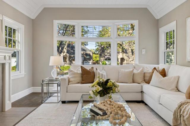 Image 14 of 90 For 743 Winchester Drive