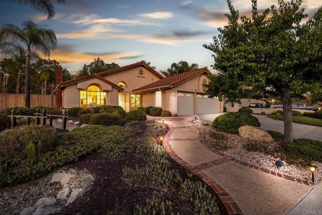 14001 Saddlewood Drive, Poway CA: https://media.crmls.org/mediaz/3960a3ee-ffc4-4b55-9d66-1dbc41b63f3d.jpg