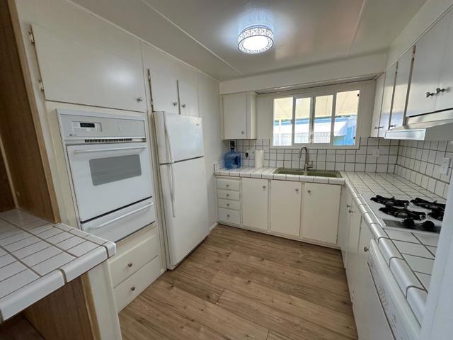 220 Mar Vista #41 Drive, Aptos CA: https://media.crmls.org/mediaz/3960a441-304f-4ae9-b80d-47915d3c28e1.jpg