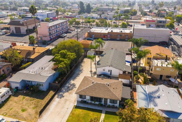 6821 23 Mohawk St, San Diego CA: https://media.crmls.org/mediaz/396191b4-0ac1-4681-a935-678fab02bb07.jpg