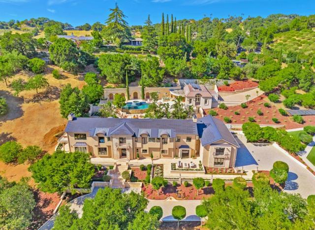 15681 Kennedy Road, Los Gatos CA: https://media.crmls.org/mediaz/3962796f-cf4b-489c-98a3-d9ef5652e438.jpg