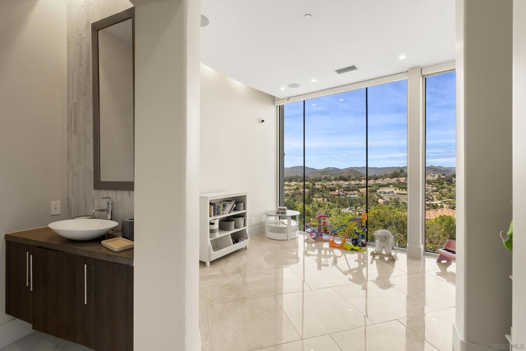 13220 Highlands Ranch Rd - photo 9