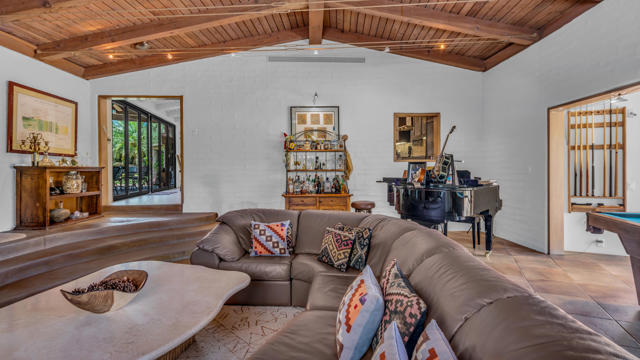 73297 Grapevine Street, Palm Desert CA: https://media.crmls.org/mediaz/39649516-4916-4947-b808-6dc37049fc57.jpg
