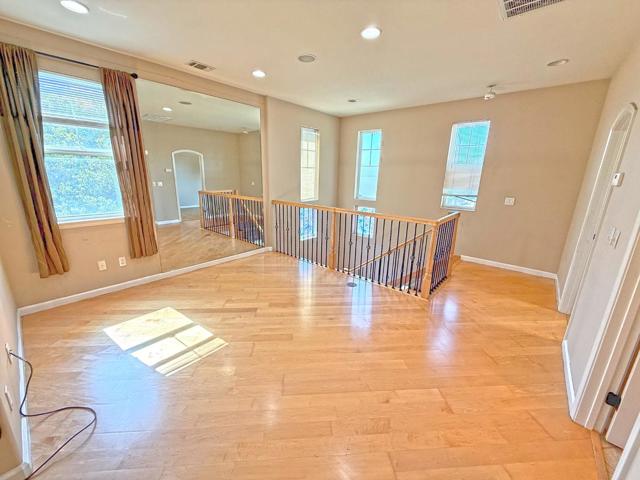 1070 E William Street, San Jose CA: https://media.crmls.org/mediaz/3964b58c-2867-4318-8e45-a3a11baa2b21.jpg