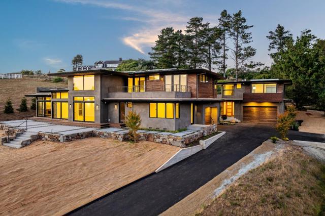 600 Sea View Terrace, La Selva Beach CA: https://media.crmls.org/mediaz/3964fdf0-2dc1-401a-9041-d3002b2deb05.jpg