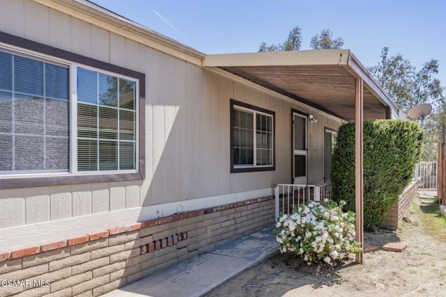 24425 Woolsey Canyon Road, Canoga Park CA: https://media.crmls.org/mediaz/3965fb60-3114-4366-8a81-d0fd8851c301.jpg