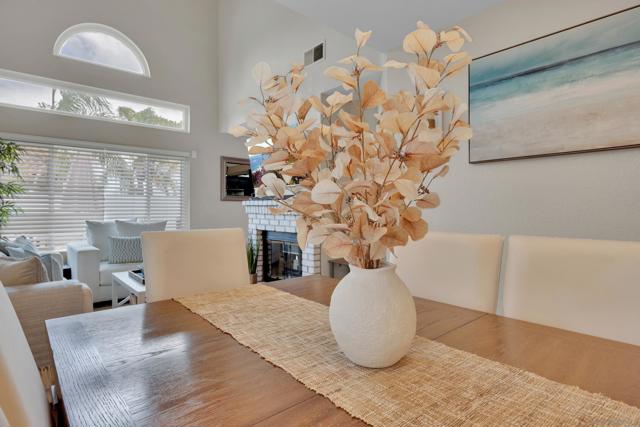 632 Paseo Rio, Vista CA: https://media.crmls.org/mediaz/3966be2f-8664-4caa-85a1-5fa65f4f8b6d.jpg