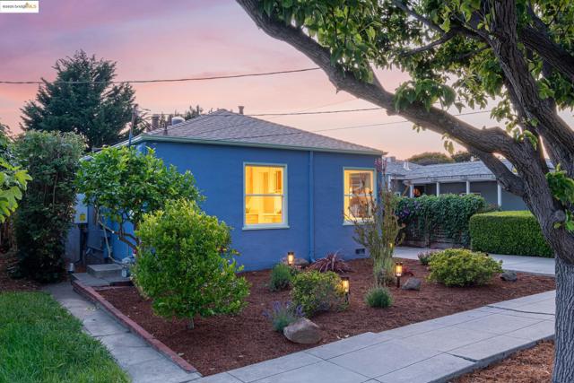 209 Behrens St, El Cerrito CA: https://media.crmls.org/mediaz/39676726-5b09-4127-bd6a-a01a339311ea.jpg